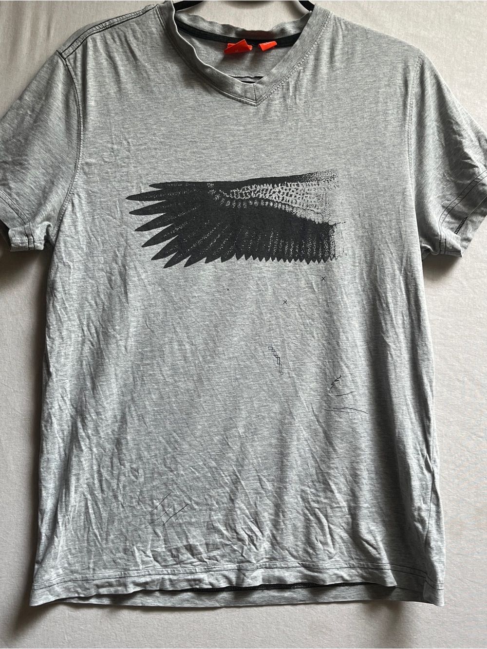 Hugo Boss Mens Grey Graphic Wing V-Neck T-Shirt Size S